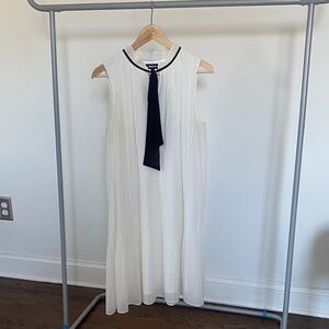 DKNY Pleated Tie Neck Dress Sz 8